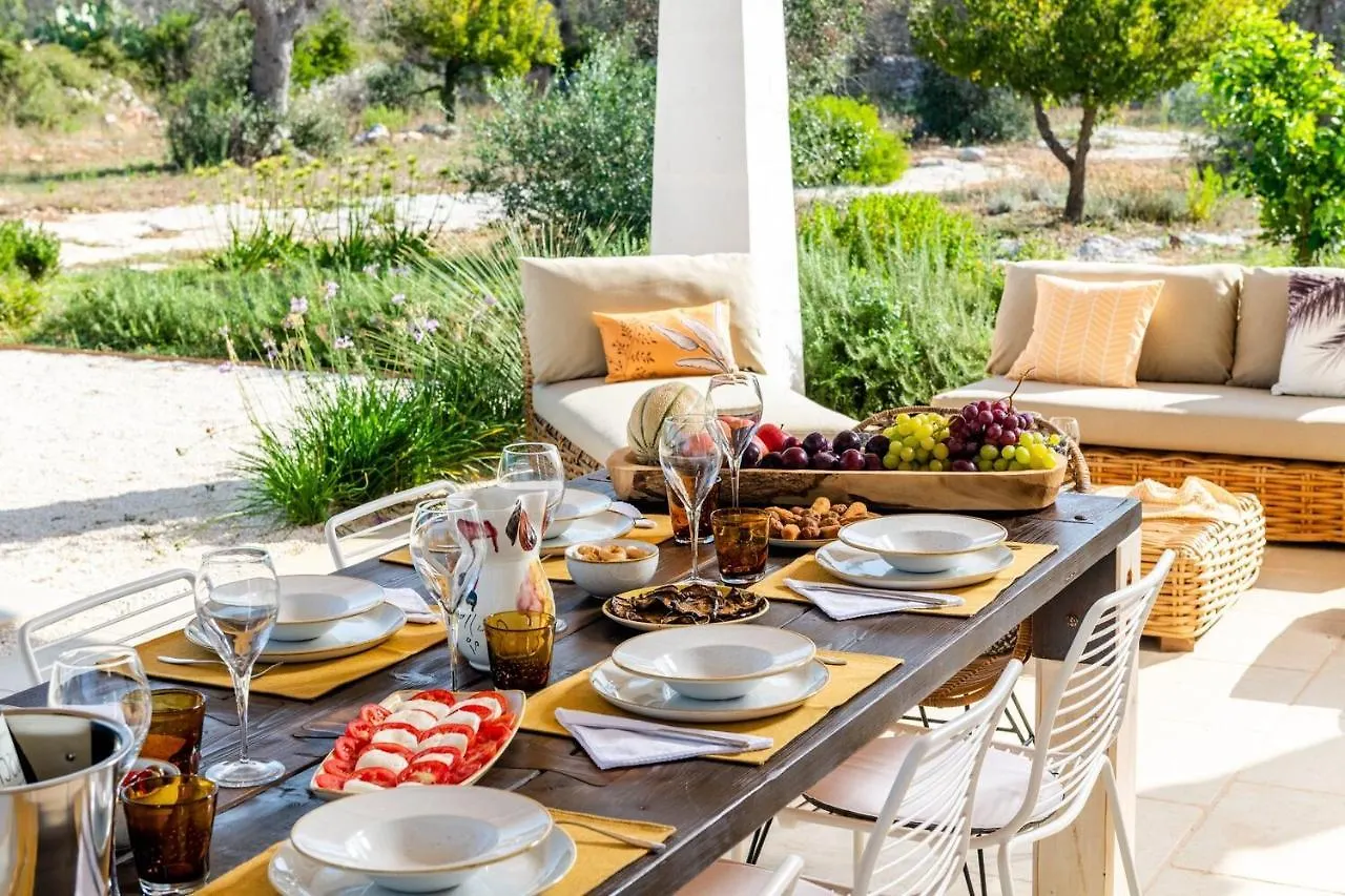 Holiday home Profitez De Trois Cents Metres A Pied De L'Acces A La Mer Et Des Restaurants Cassis France